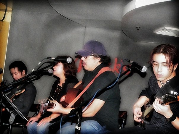 1936174_1229795104357_1756000_n_1229795104357